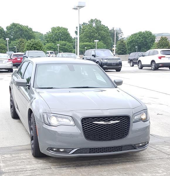 Chrysler 300S - zuverlässig und bequem während der ganzen Reise