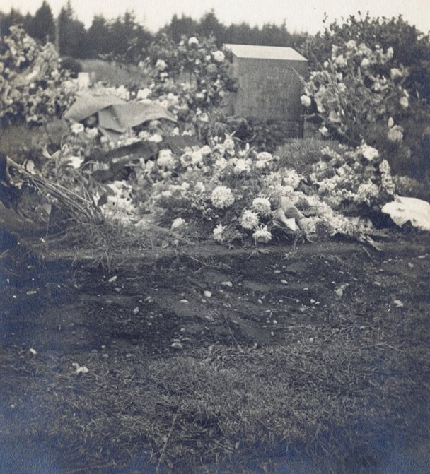 Grab von Max Eitzenberger in Arlington, 1932