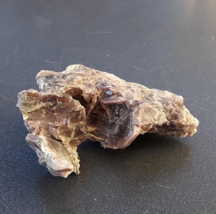 Axinit Obersaxen Schweiz