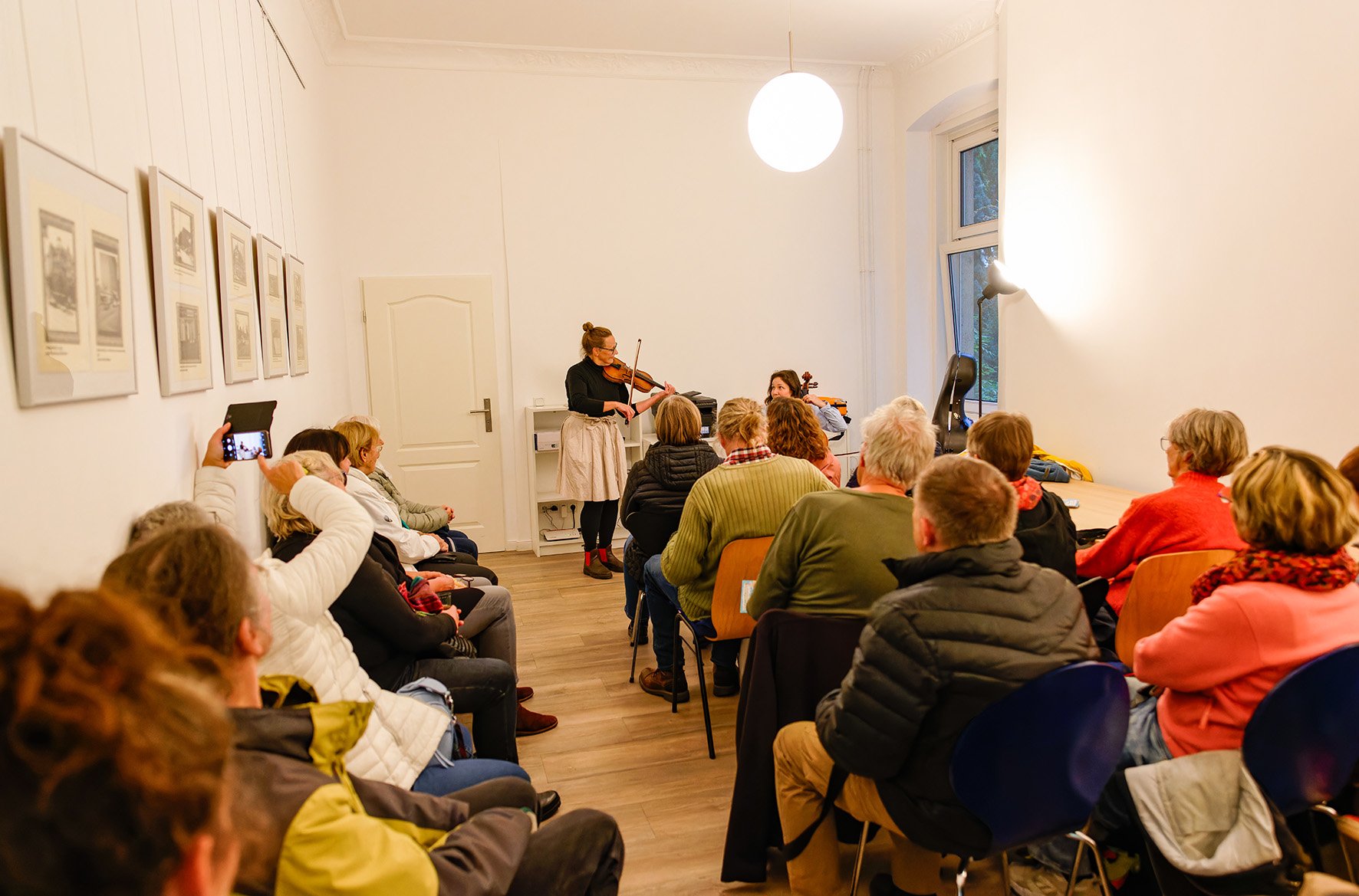 hälm im Vor-Ort-Büro, Foto: Oliver Richter