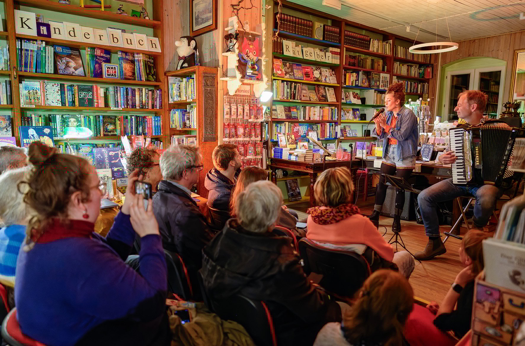 Nominka in der Buchhandlung am Schäfersee, Foto: Oliver Richter