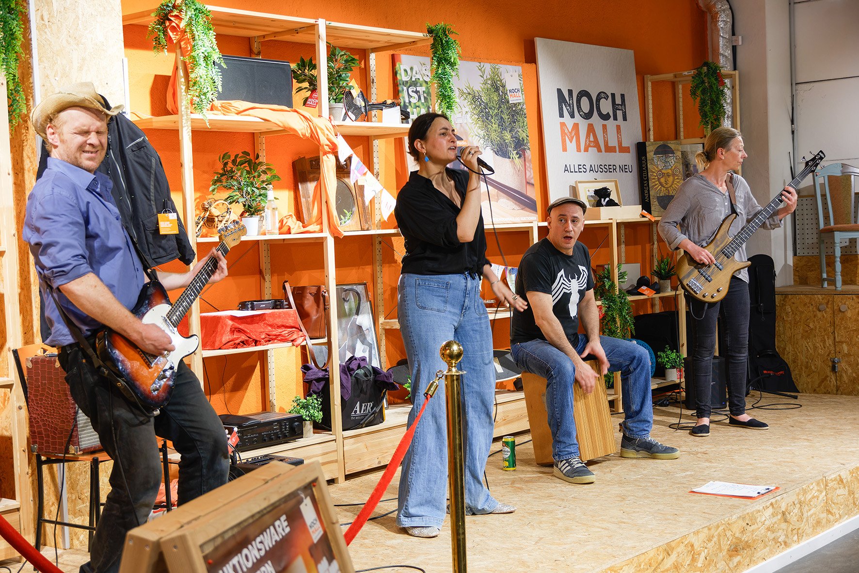 "Cat Music" in der NochMall