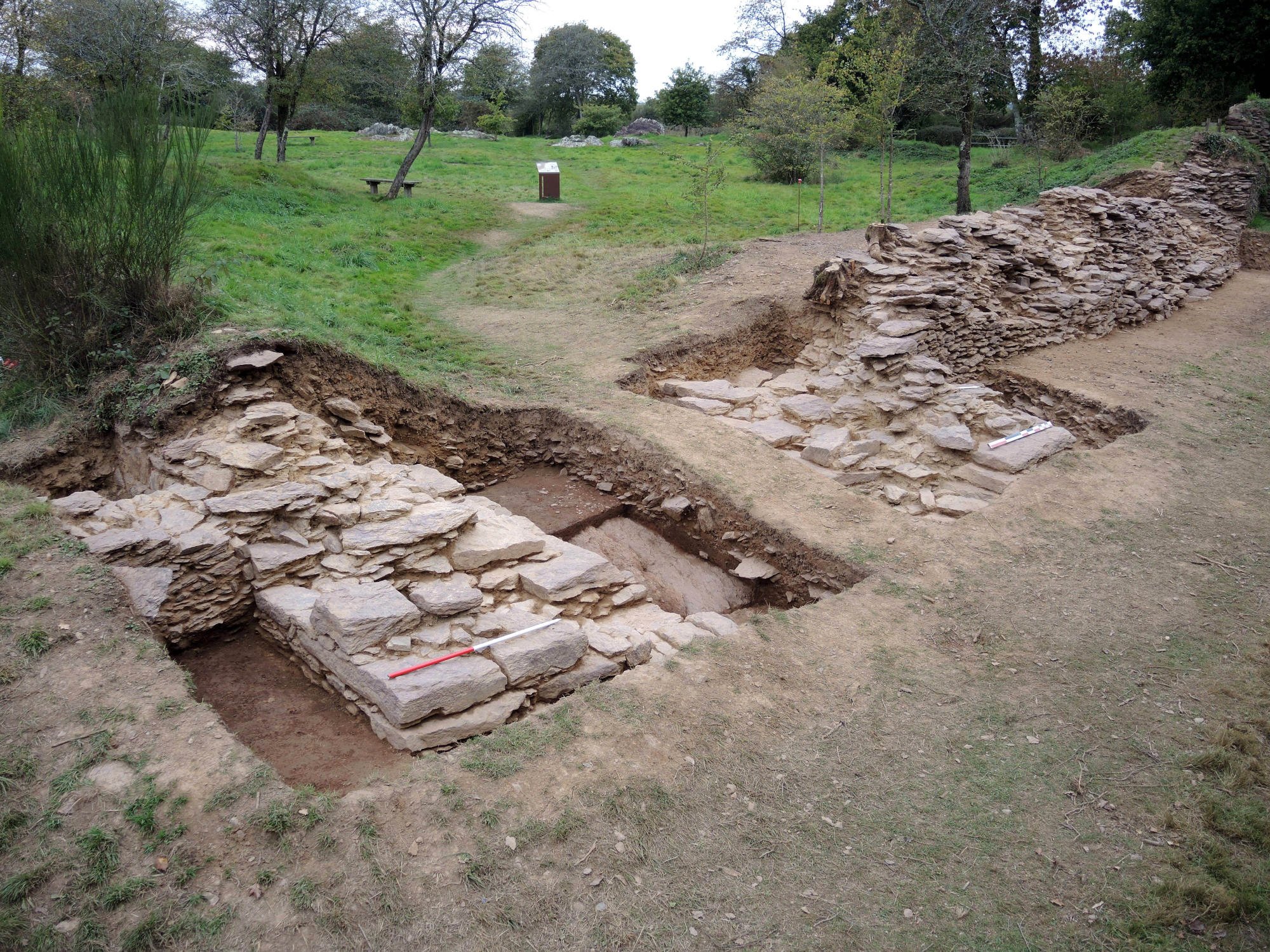 Bases de la Tour-Porte