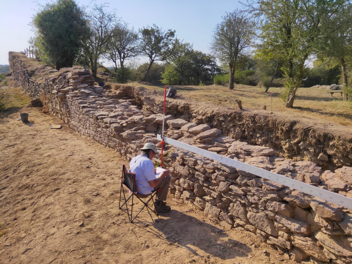 le dessin pierre à pierre