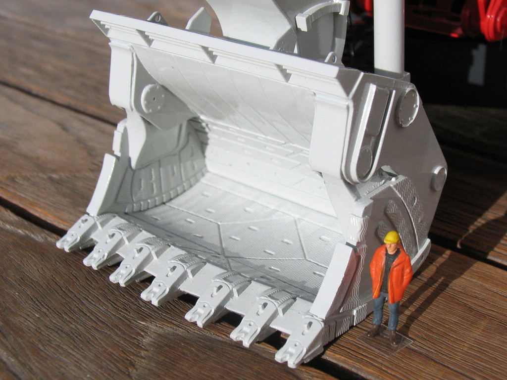 Besonders gut gefällt mir die geprägte Schaufel