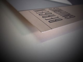 Einrahmen, schwebend. 