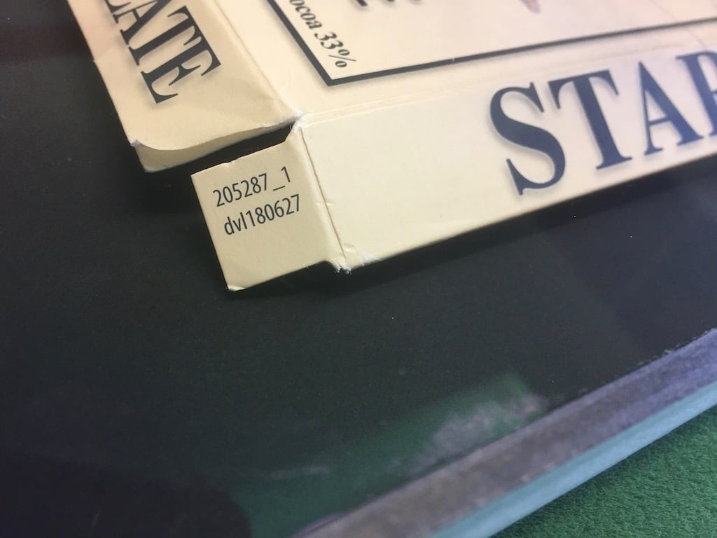 Päckli; Glas, Distanzleiste und Karton sind staubdicht abgeklebt 