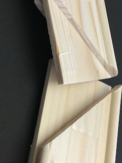  leere Keilrahmen auf Mass