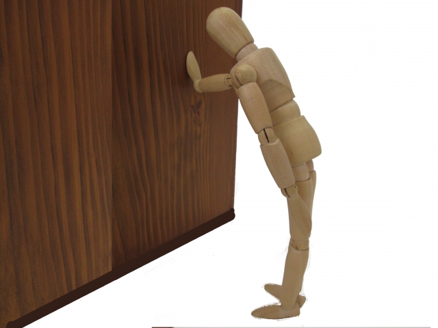 反省しない人々