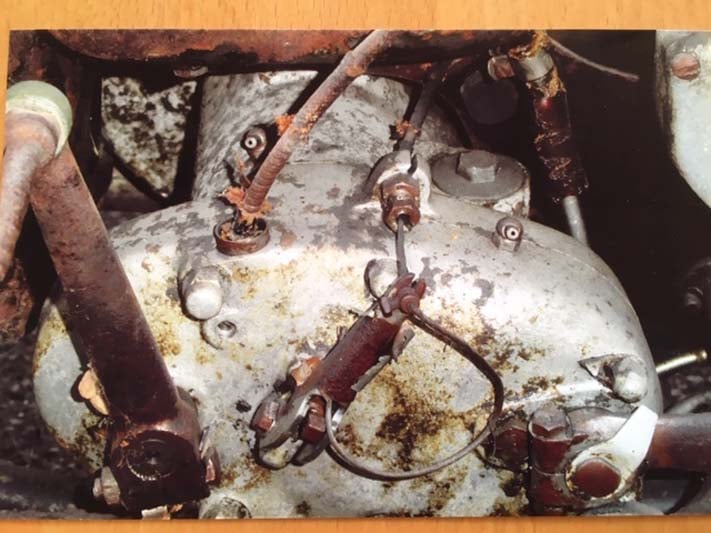 Motorrad Restauration Ariel 500 ccm 1950, Oldtimer Garage D. Bauhofer, Teufenthal 