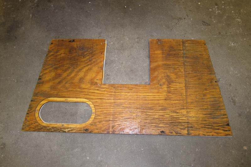 Ford Pickup 1935, Holzarbeiten Boden, Oldtimer Garage D. Bauhofer, Teufenthal