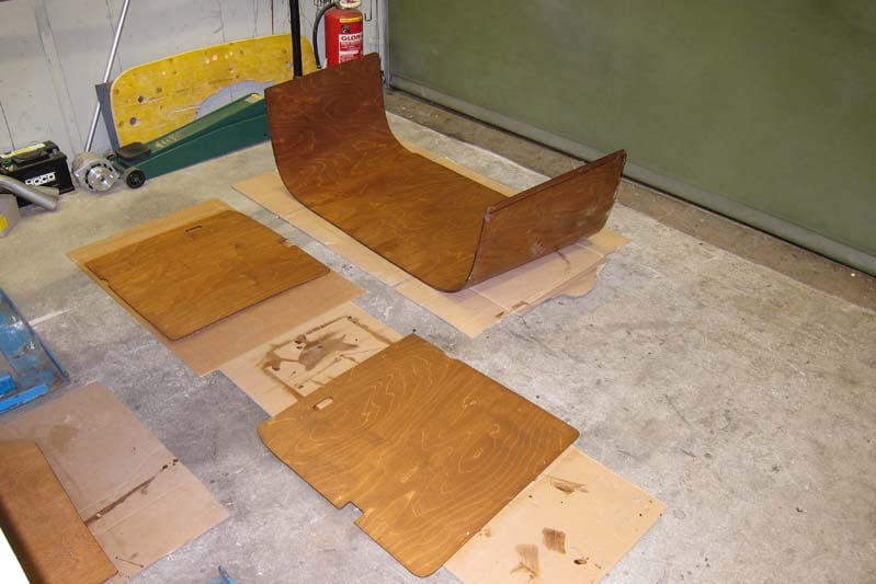 Hot Rod Anfertigung Innenverkleidung, Oldtimer Garage D. Bauhofer, Teufenthal