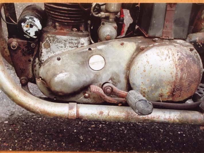 Motorrad Restauration Ariel 500 ccm 1950, Oldtimer Garage D. Bauhofer, Teufenthal 