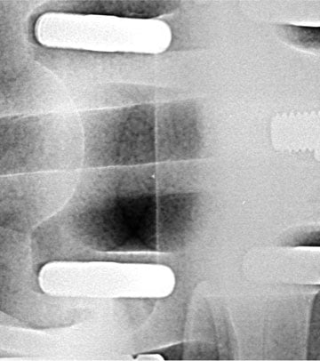 MRI Zylinderkopf Jaguar E, Oldtimer Garage D. Bauhofer, Teufenthal