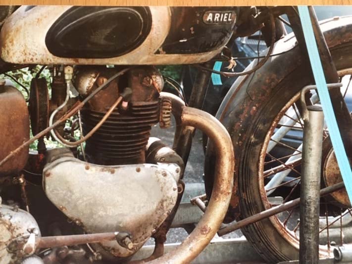 Motorrad Restauration Ariel 500 ccm 1950, Oldtimer Garage D. Bauhofer, Teufenthal 