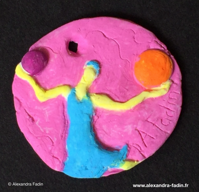 Médaillon Femmes Planètes 1