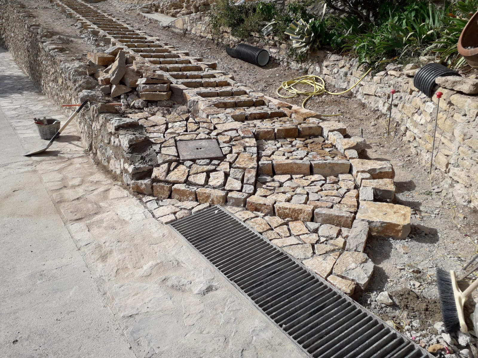 Urbanización calle acceso calle Alta (Palanques)