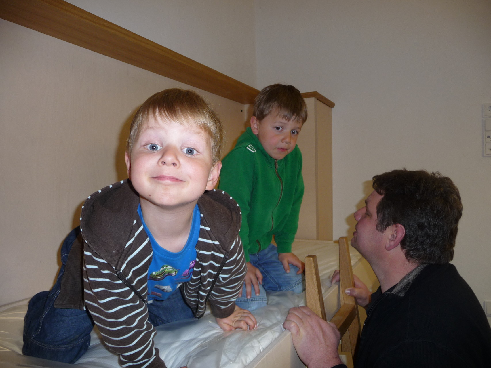 Klappbett mit Leiter