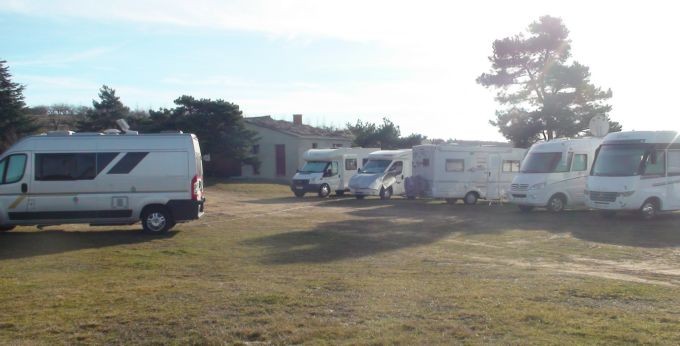 L'aire de CC à l'Auberge du Miron