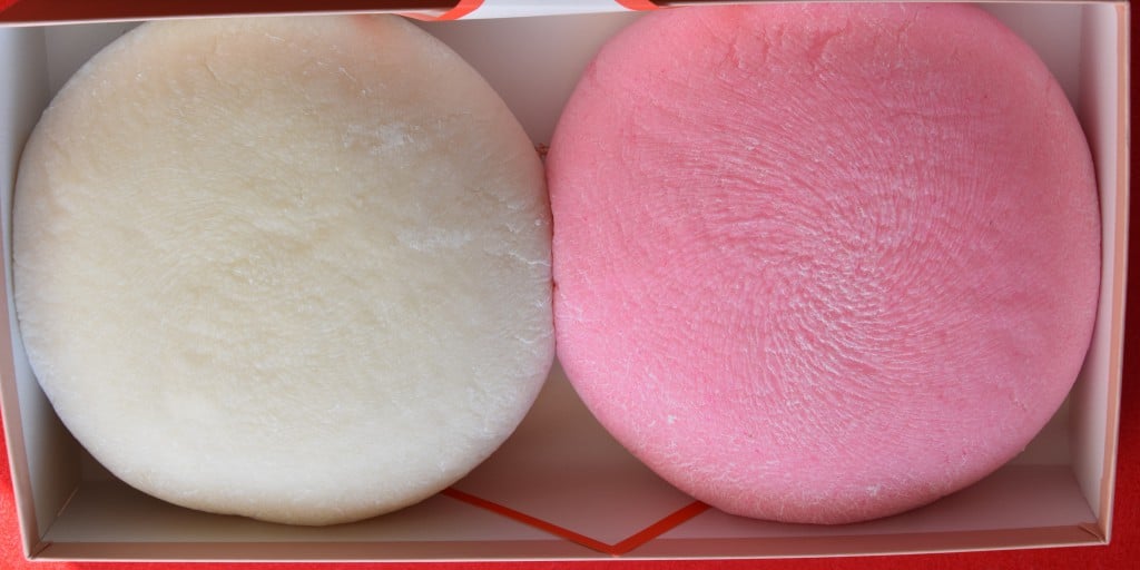 帯祝い餅(要予約)