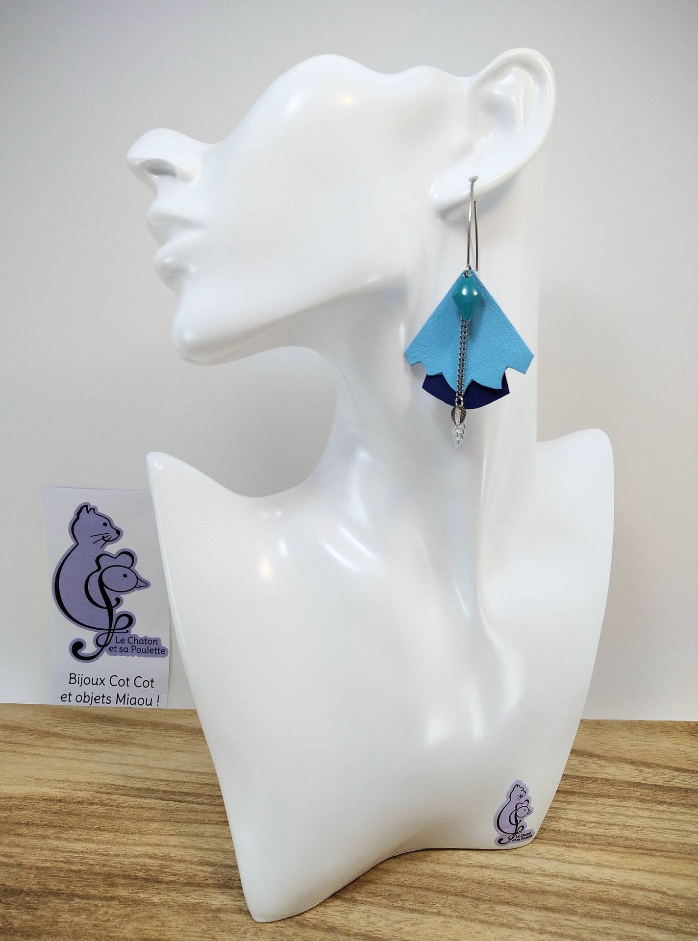 VENDUES ! BO FORMIDABLE modèle n°5 Cuirs bleu azur et bleu marine, breloque diamant turquoise