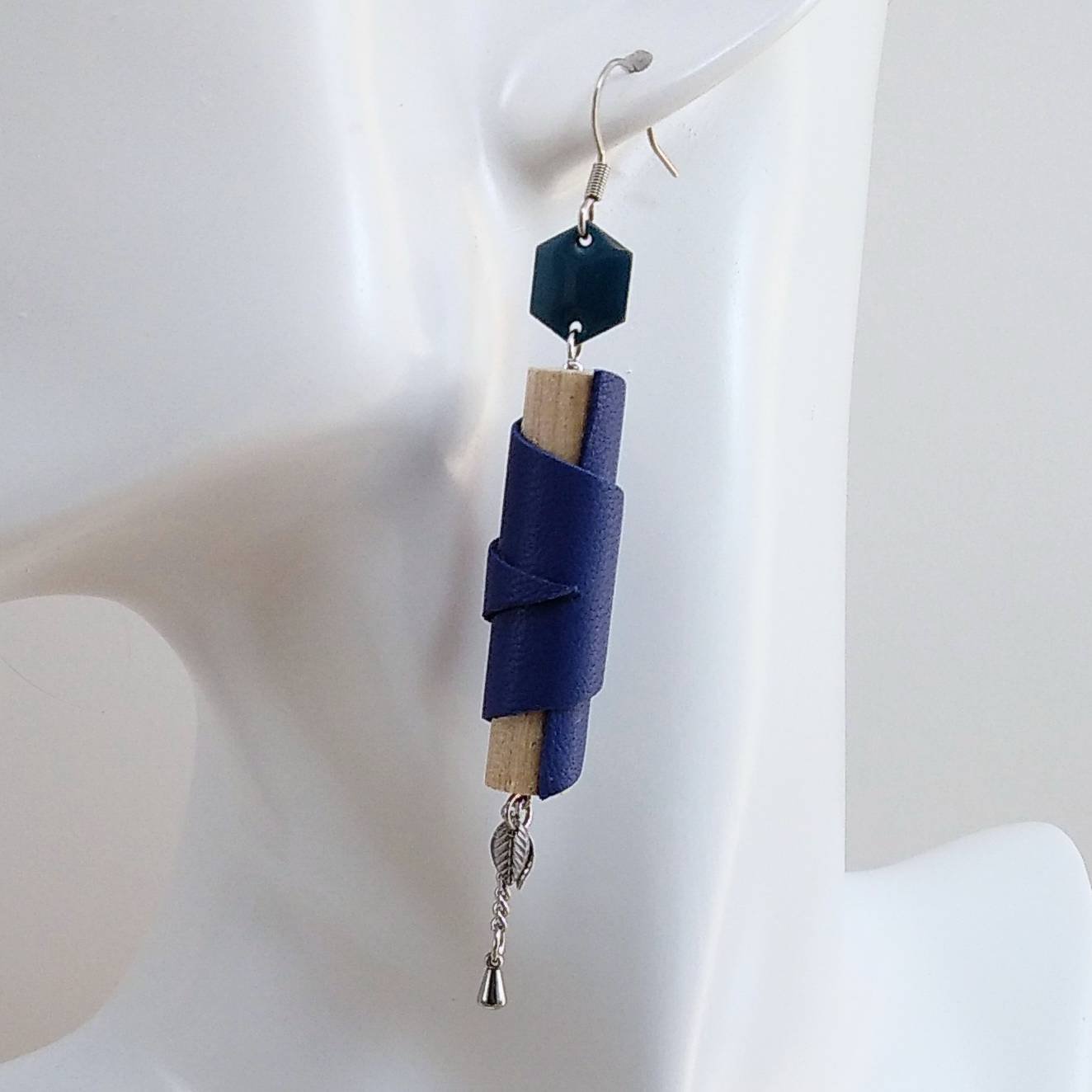 VENDUES ! BO Formidable modèle CAROLE cuir bleu marine, hexagone bleu canard