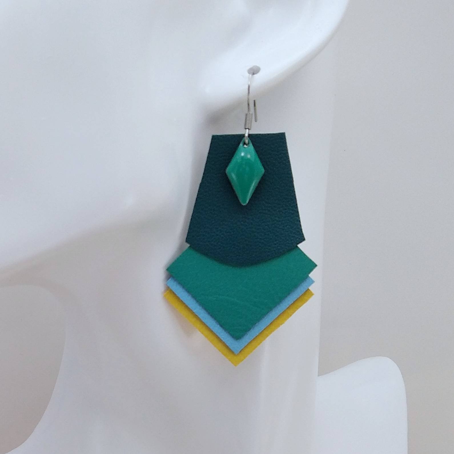 VENDUES ! B.O. FORMIDABLE modèle SANDRINE Breloque losange vert prasin et cuir vert émeraude/vert prasin/bleu azur/jaune