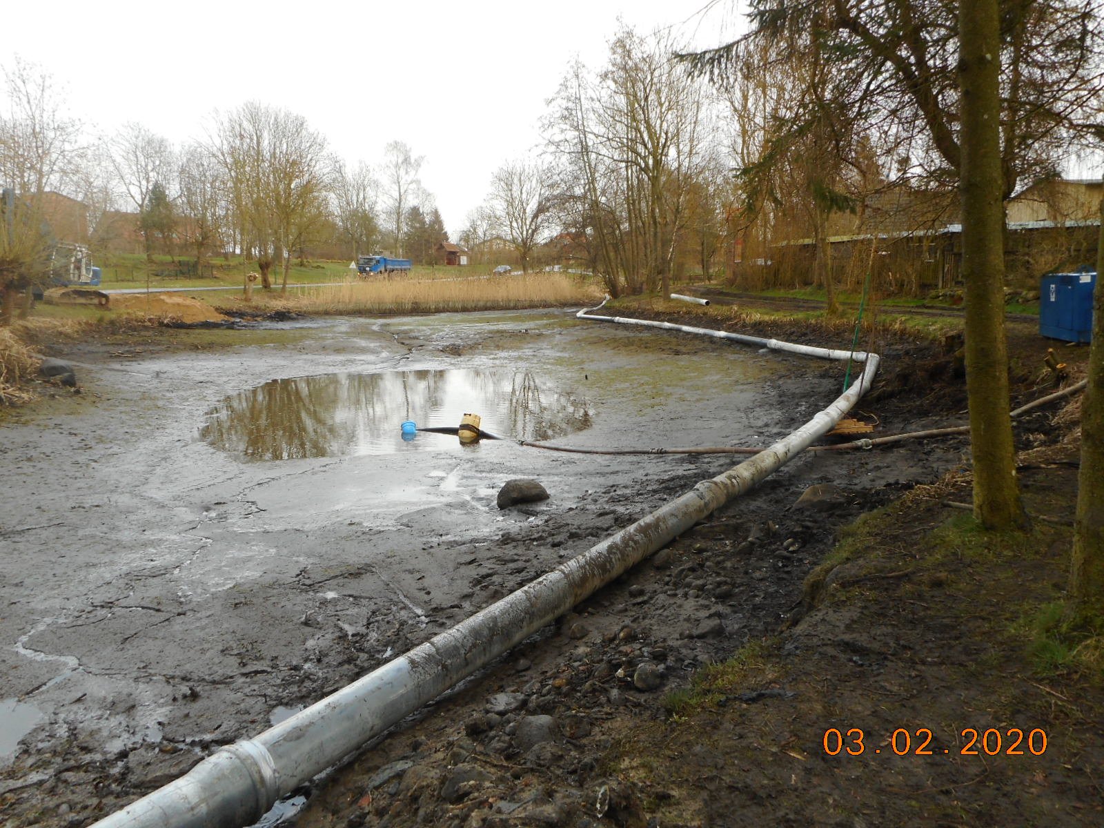 Teichentschlammung Neu Karin