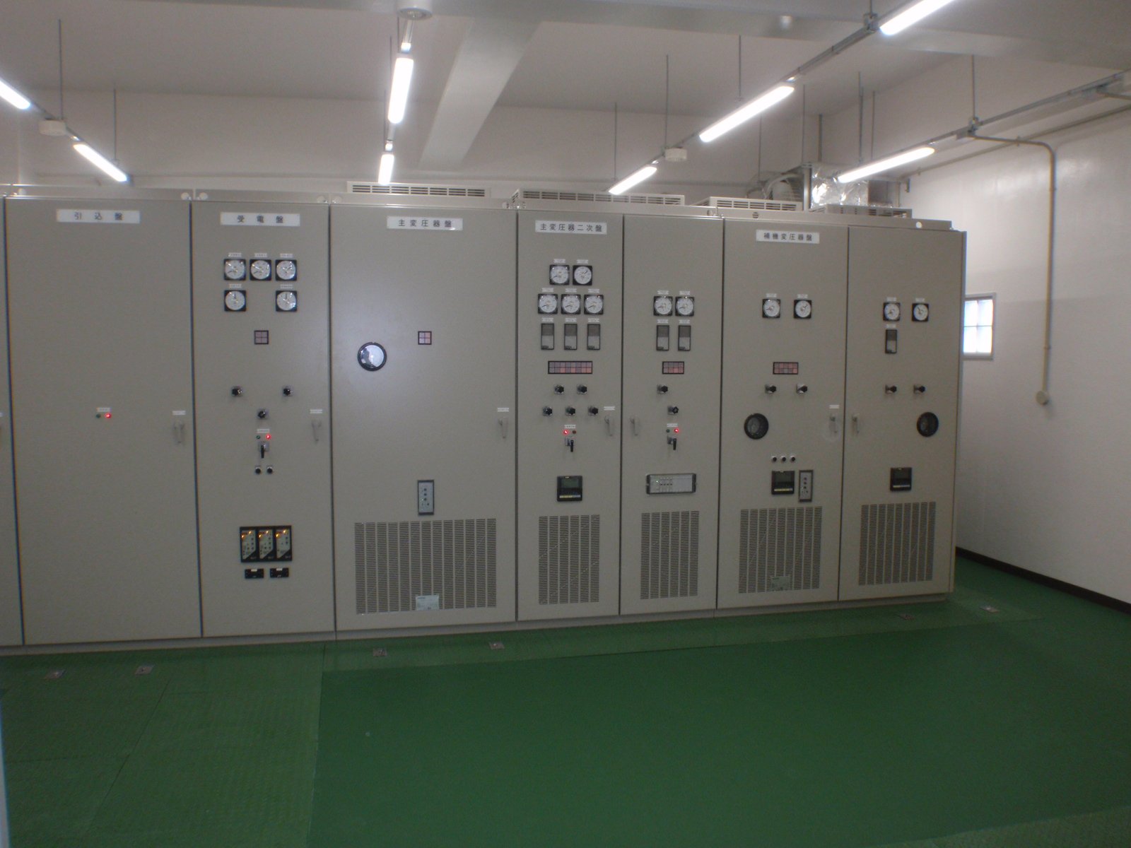 ポンプ場受変電設備・計装設備の施工をしました。