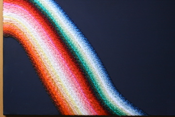 「TIP OF THE EMOTION」シリーズ、＠380×455mm、刺繍、アクリル