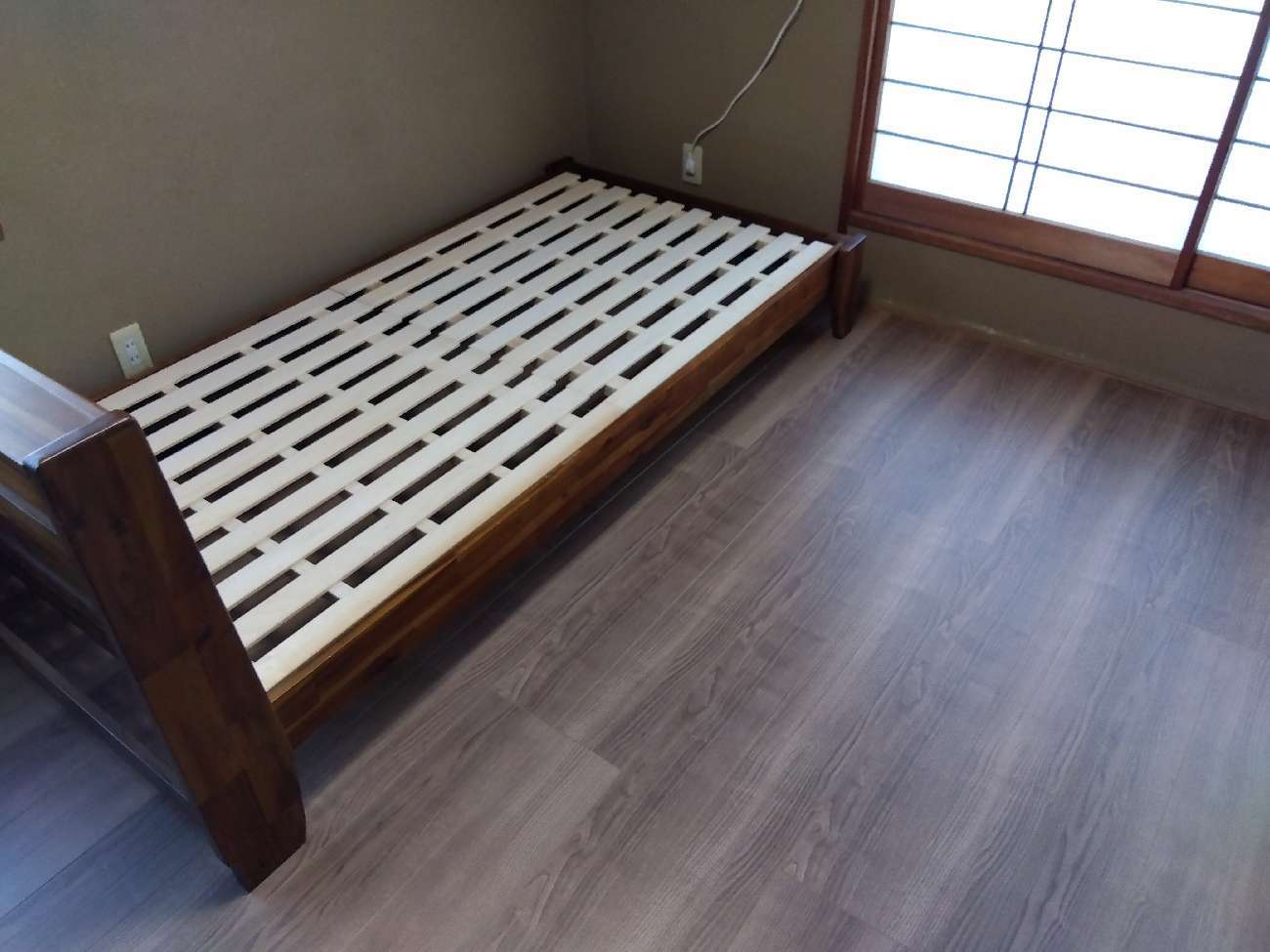 フローリング張り替え　ベリティスフロアベースコート　Panasonic