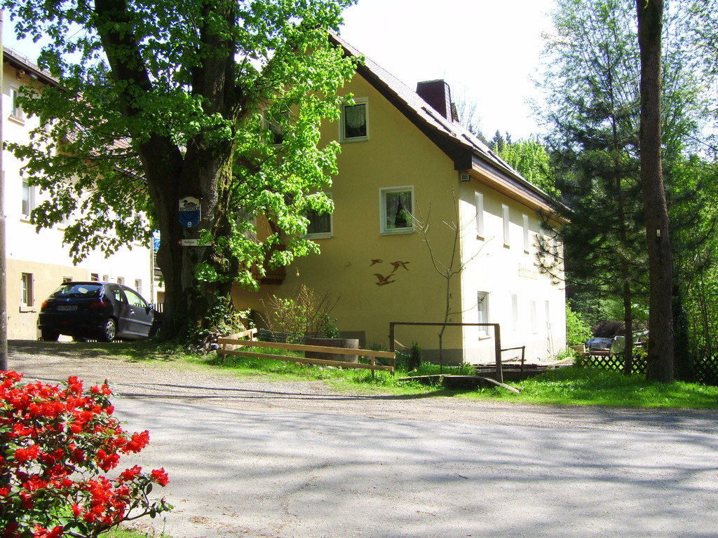 Das Nebengebäude mit 7 Gästezimmern