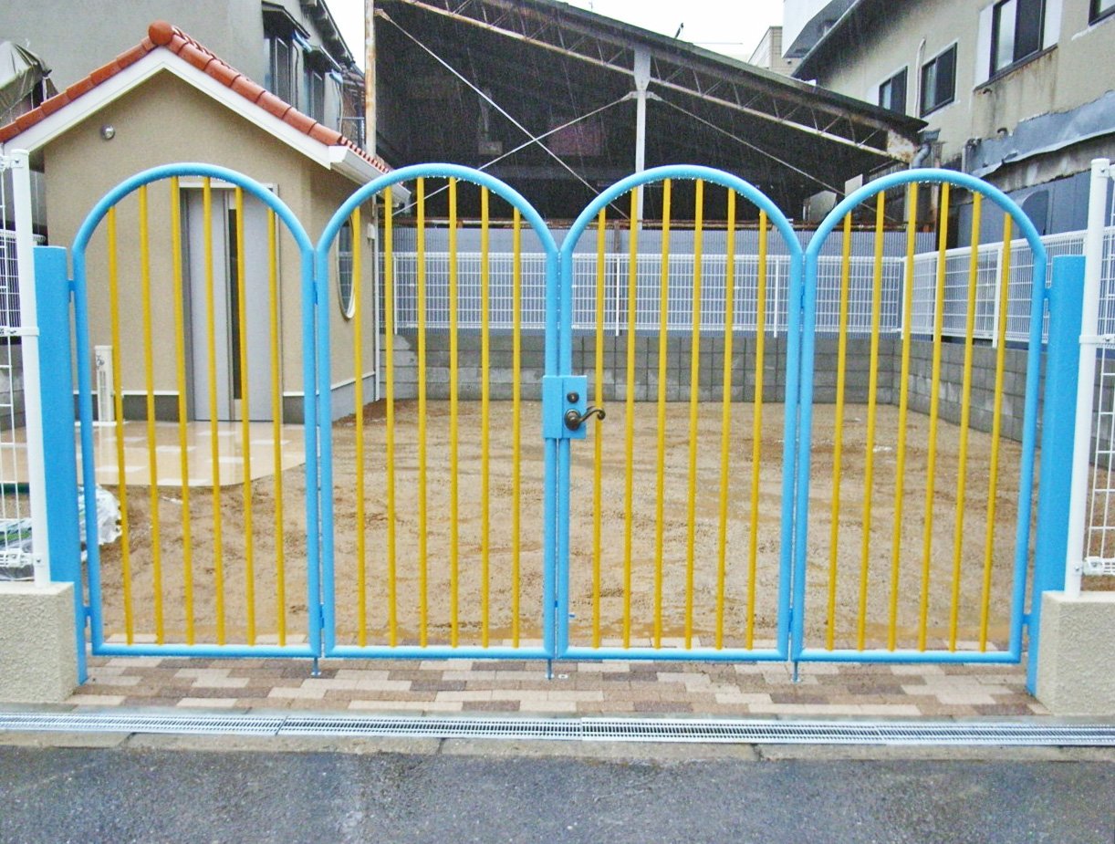 幼稚園 門扉（大阪市城東区）