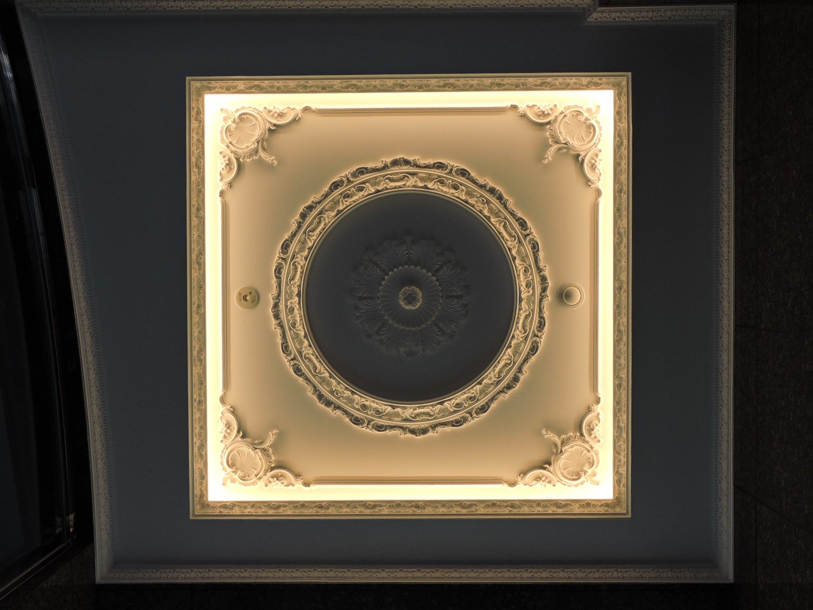 マンション 天井飾り（大阪市北区）