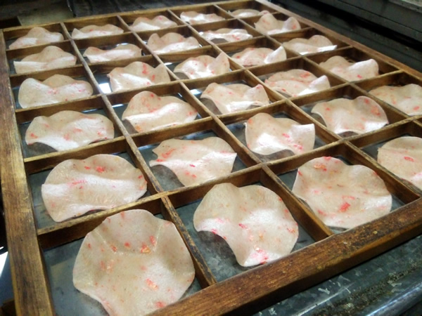 薄焼き海老あばれせんべい