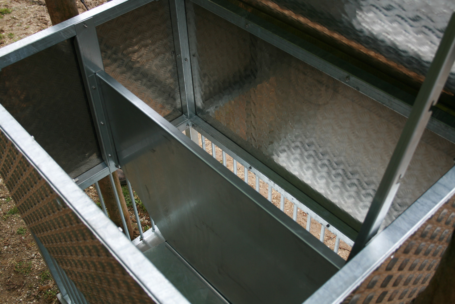 Ansicht von Oben in die Raufe.