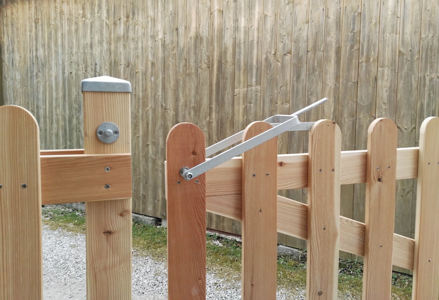 Neu: unser fester Verschlussbügel, geöffnet. Als extra Zubehör erhältlich.