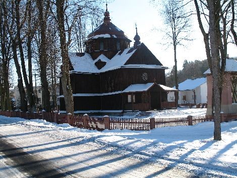 Cerkiew w Wojtkowej, wykorzystywana dziś jako kościół rzymsko-katolicki. To mieszkańcy Wojtkowej ocalili ją przed zniszczeniem. Nawiązuje architekturą do cerkwi huculskich. Styl huculski uznano za narodowy styl ukraiński.