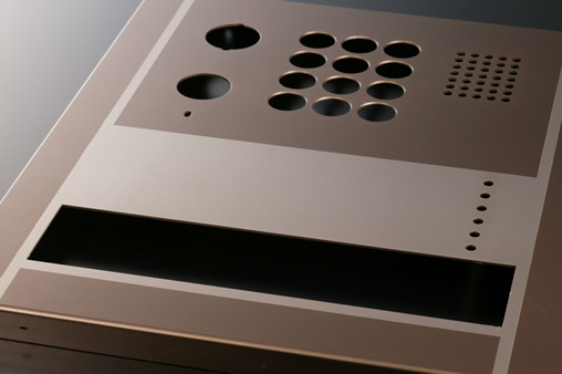 ダブルアルマイト