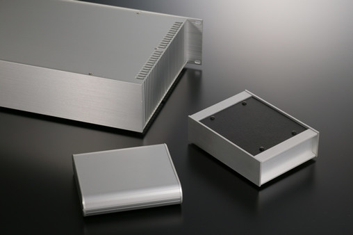 電子部品へのアルマイト加工例