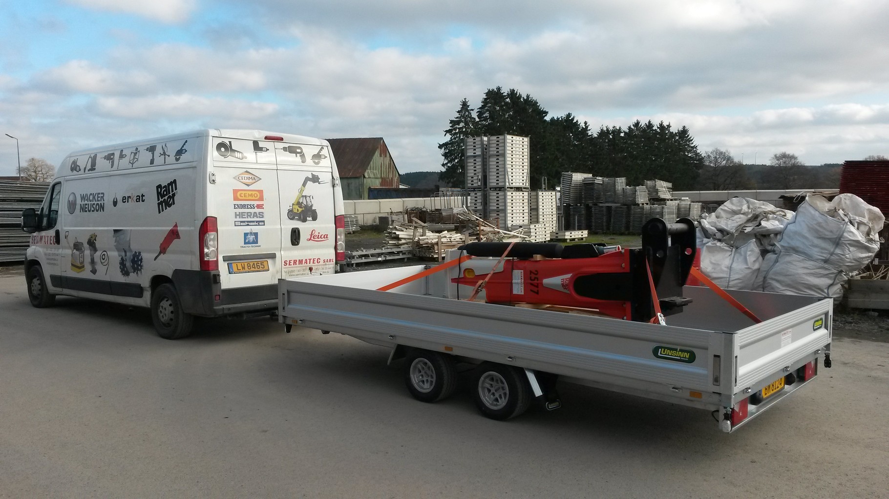 Rammer BR 2577 (Rinnen)