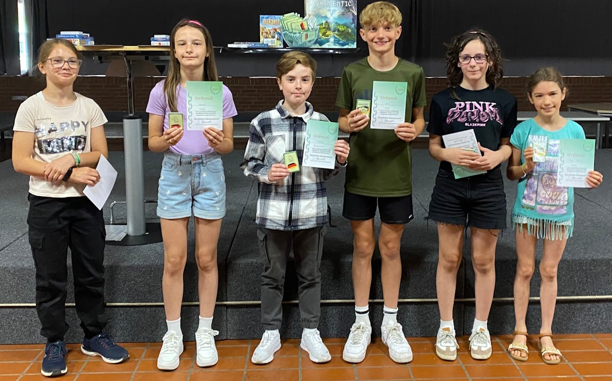 Siegerehrung des Wettbewerbs Heureka-Weltkunde