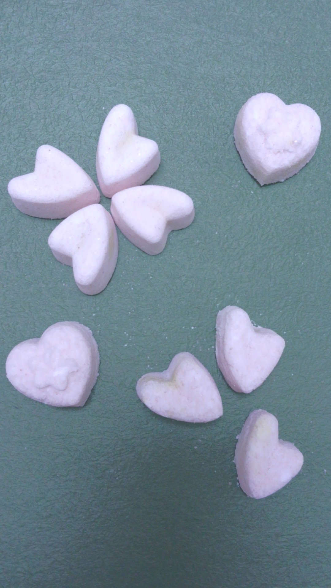 アロマクラフトで作ったバスボム