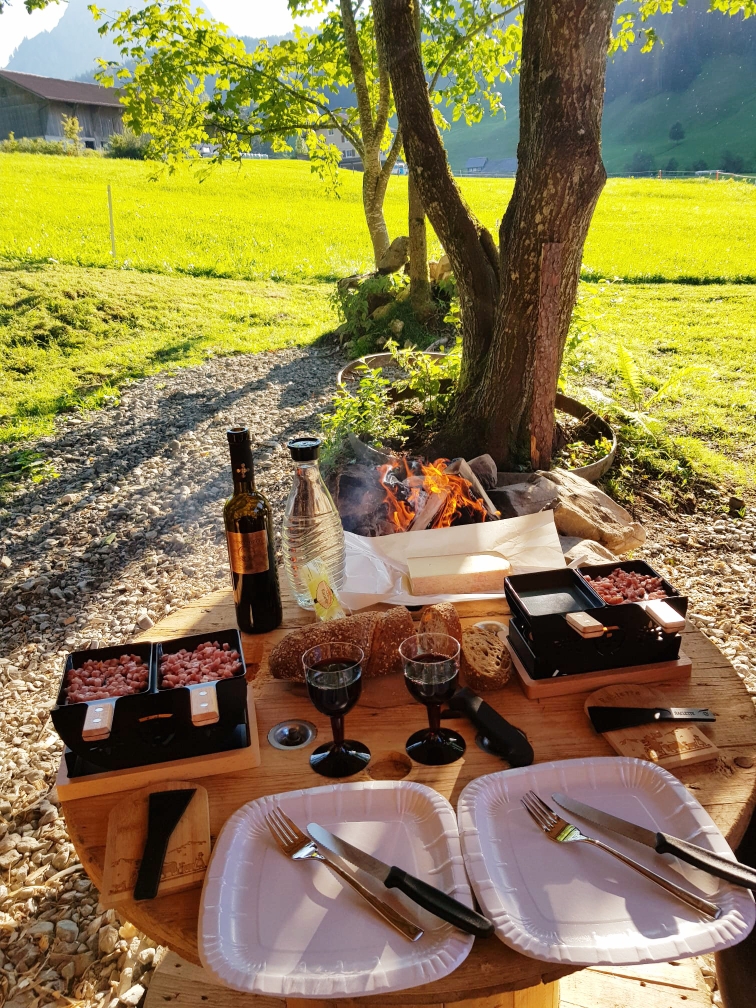 Ein Platz in der Natur, für euch alleine, s'Mürli, s'Wäldli und s'Bächli.  