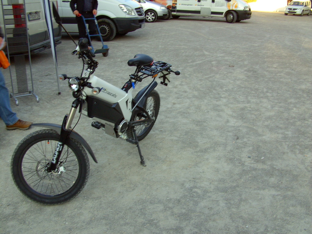 Elektro Moped in verschieden Farben z.B. Weiß