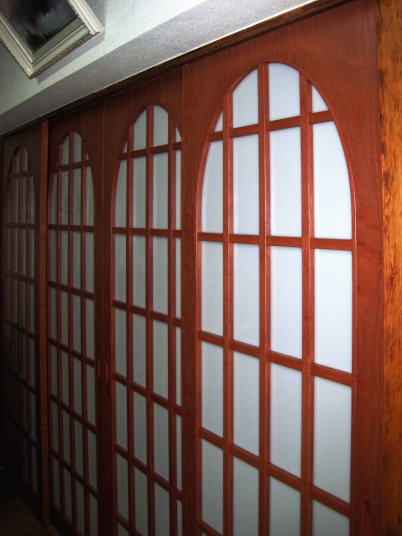 アールのリビング間仕切り建具