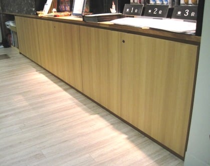 収納扉リフォーム工事