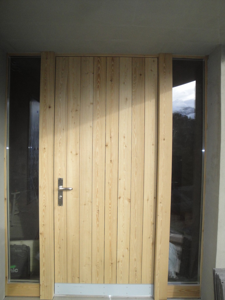 Haustüre Ferienhaus, Braunwald