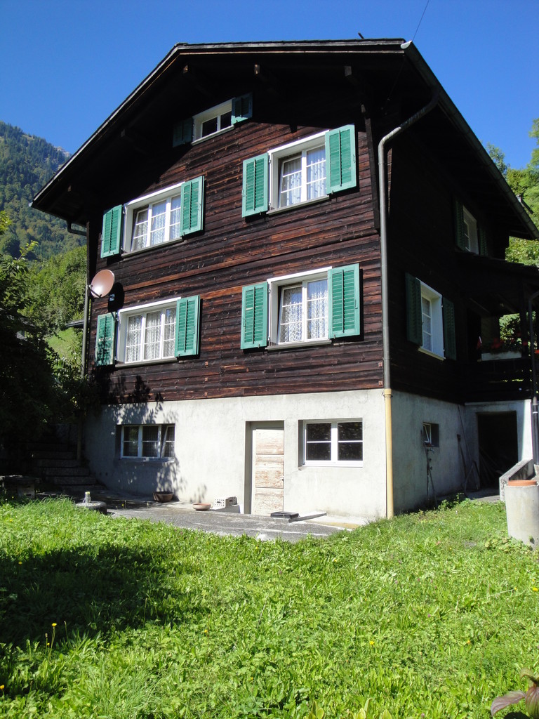 Fassade Einfamilienhaus vorher, Schwanden