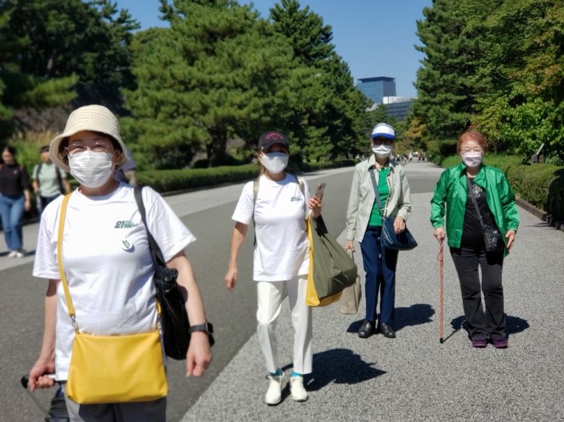 21東京　皇居東御苑でアピール